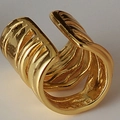 Ear cuff in argento S925 dorato con design a onde sovrapposte dallo stile minimalista - Argento 925 / Oro 18K
