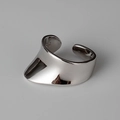 Earcuff geométrico de plata de ley S925 con un acabado de espejo pulido y minimalista - Oro Blanco (Individual) / Plata 925