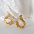 Minimalist S925 sterling silver C-shape stud earrings with 18K gold crumpled texture - 925 Silver / 18K Gold