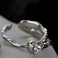 Anillo irregular de plata esterlina S925 con circón redondo y diseño abierto ajustable - Abierto (Ajustable) / Piedra Blanca Oro Blanco