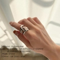 Anello intrecciato in acciaio inossidabile per donna con design a doppio anello sulla mano - US 4 / Color Acciaio