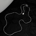 Collier minimaliste en argent sterling S925 maille serpent sur papier sombre - Argent 925 / Argent