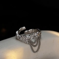 S925 Sterling Silber Ring mit unregelmäßiger Textur und hängender Metallgliederkette - Offene Größe 14 (Einstellbar 12-17) / Weißgold