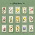 Vintage-Botanikaufkleber mit Rosen- und Lilienmustern in eleganten Retro-Grüntönen - Vintage-Herrenhaus