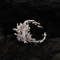 Thorn-shaped open silver ring with square crystal and purple zircons on black charcoal - Adjustable Size 14 / White Gold
