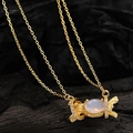 Vintage goldene S925 Silberkette mit ovalem Opalstein und Mikro-Zirkonia - 925er Silber / 18K Gold