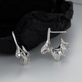 Irregular S925 sterling silver C-shape stud earrings with a lava flow texture and glossy finish - 925 Silver / Platinum (With Silver Ear Plugs)