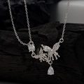 Collar de plata S925 con colgantes de mariposa y media luna con brillantes diamantes - Plata 925 / Oro Blanco