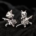 S925 Sterling Silber Katzen und Hunde Ohrstecker mit Gitarre im Vintage-Rock-Stil - 925er Silber / Platin (Mit Silberohrstopfen)