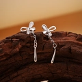 Pendientes de lazo en plata S925 con borlas largas y acabado de metal brillante - Plata 925 / Plata Platino