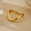 Irregular wave ring in 18K gold finish made of S925 sterling silver minimalist style - US 6 / 18K Gold