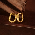 Eleganti orecchini a cerchio ovali dorati con texture martellata vintage irregolare - Oro 18K