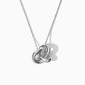 Collar de plata de ley S925 con colgante de tres anillos entrelazados y estilo minimalista - Plata 925 / Oro Blanco