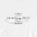 Minimalist S925 sterling silver ring featuring a radiant-cut rectangular zircon centerpiece - White Gold