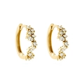 Elegantes pendientes de aro dorados con circonitas redondas y marquise en fondo blanco - Dorado