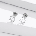 Minimalistische Ohrstecker aus 925er Sterlingsilber mit poliertem Sonnenstrahl-Design - Platin