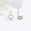 Eleganti orecchini a lobo a sole in argento sterling S925 con finitura lucida - Argento 925 / Color Platino (Con Farfallina in Argento)
