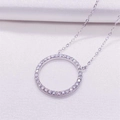 Elegante S925 sterling zilveren cirkelhanger halsketting met pavé gezette zirkonia steentjes - Volledig 925 Sterling Zilver / Witgoud