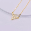 Collar de plata S925 dorada con colgante de triángulo minimalista y circonitas brillantes - Plata 925 / Dorado