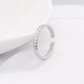 Minimalistischer S925 Sterlingsilber Ring mit Wellenmuster und verstellbarer Passform - Einstellbar Offen / Platin