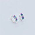 Macro di orecchini a cerchio in argento 925 con zirconi colorati taglio baguette - Base Argento Zirconia Multicolore