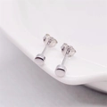 Orecchini a perno minimalisti in argento sterling S925 lucido su vassoio di ceramica - Argento Sterling S925 Completo / Oro Bianco