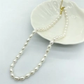 Elegante collar de plata de ley S925 con perlas de agua dulce y cierre dorado - Plata 925 / Dorado