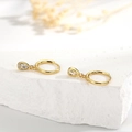 Elegantes pendientes de aro en plata S925 bañada en oro con colgantes de circón pera - Plata 925 / Dorado
