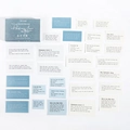 Blauwe doos uit de Poems from Afar serie met vintage briefpapierkaarten in Morandi blauw - Gedichten van Verre