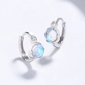 Eleganti orecchini a cerchio in argento 925 con pietra di luna tonda e zirconi - Argento 925 / Oro Bianco