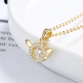 Collar de alas de ángel doradas con colgante de corazón brillante en plato cerámico - Solo Colgante (Sin Cadena) / Oro de 18K