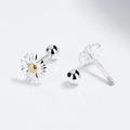 925 silver daisy flower stud earrings with gold center and screw back design - Chrysanthemum Style (With Gap)