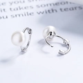 Minimalist S925 sterling silver hoop earrings with white round pearls and hinged closures - 925 Silver / 6mm