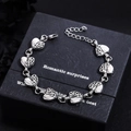 Pulsera vintage de eslabones de corazón plateada con patrones detallados en caja de regalo - S659-A (Pulsera de Corazón para Pareja)
