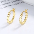 Minimalist 925 sterling silver hoop earrings with geometric faceted gold texture - 925 Silver / Gold