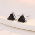 Minimalistische S925 Sterlingsilber Dreieck Ohrringe mit schwarzem Zirkonia Stein - Schwarzer Edelsteinstecker (X606-C) / Schwarz