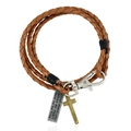 Geflochtenes Lederarmband in Braun mit Kreuzanhänger und gravierter Metallplatte - Khaki