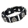 Punk Lederarmband für Herren mit gravierten silbernen Kreuz-Metallelementen - Schwarz