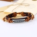 Bracciale in pelle fatto a mano con placca in metallo vintage e cordino intrecciato regolabile - Cuoio