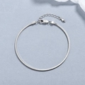 Bracciale minimalista in argento sterling 925 con catena a serpente quadrata e chiusura a moschettone - Argento 925 / Oro Bianco