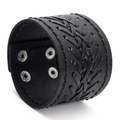 Bracciale largo in pelle intrecciata nera da uomo con cuciture a croce e bottoni a pressione - Nero