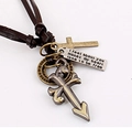 Collana vintage in pelle da uomo con croce a cuore e piastrina metallica incisa - Croce
