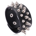 Bracciale punk in pelle nera con tripla fila di borchie argentate e chiusura a scatto - Punte a Tre File Nero (P01610)