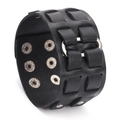 Breites schwarzes Punk-Lederarmband für Herren mit Metallringen und Nietenbesatz - Braun