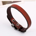 Punk-Stil Armband aus dickem Rindsleder in einem Vintage-Rotbraun mit Farbverlauf-Finish - Retro-Rot