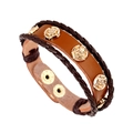 Pulsera de cuero vintage multicapa con rosas de aleación dorada y botones de presión - Marrón