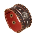 Pulsera punk vintage de cuero marrón con bordes tejidos y hebilla de metal gofrado - Estilo Margarita Tejida Marrón Oscuro