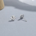925 sterling silver four-leaf clover stud earrings with multi-faceted diamond-cut finish - White Gold / Four-Leaf Clover