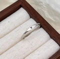 Minimalist 925 sterling silver ring featuring an engraved letter Y on a white cushion - Adjustable Open / Letter Y