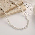 Elegante collar de plata de ley 925 con doble capa de perlas y cadena de metal minimalista - Plata 925 / Plateado
